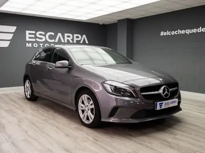 Foto exterior Mercedes-Benz Clase A 200D