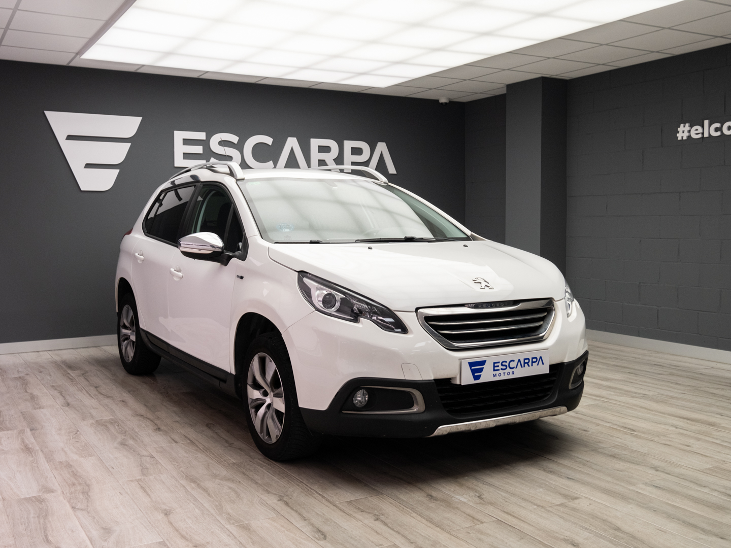 Foto exterior Peugeot 2008 1.6 BlueHDI