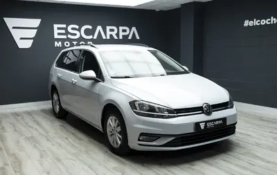 Foto exterior Volkswagen Golf VARIANT