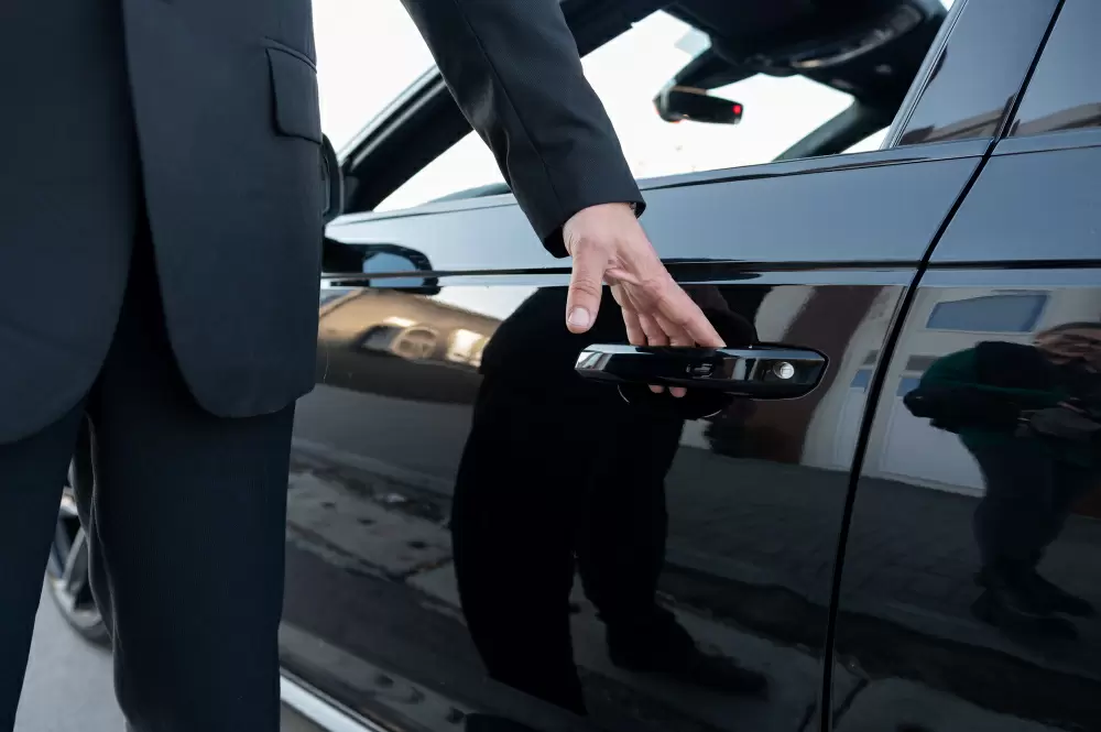 ¿Cuáles son las marcas principales de coches de lujo?