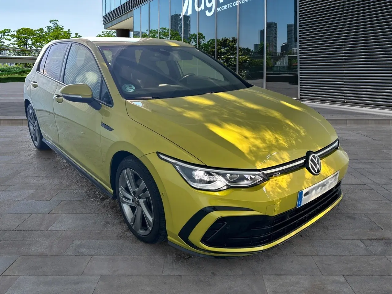 GOLF R-LINE AMARILLO