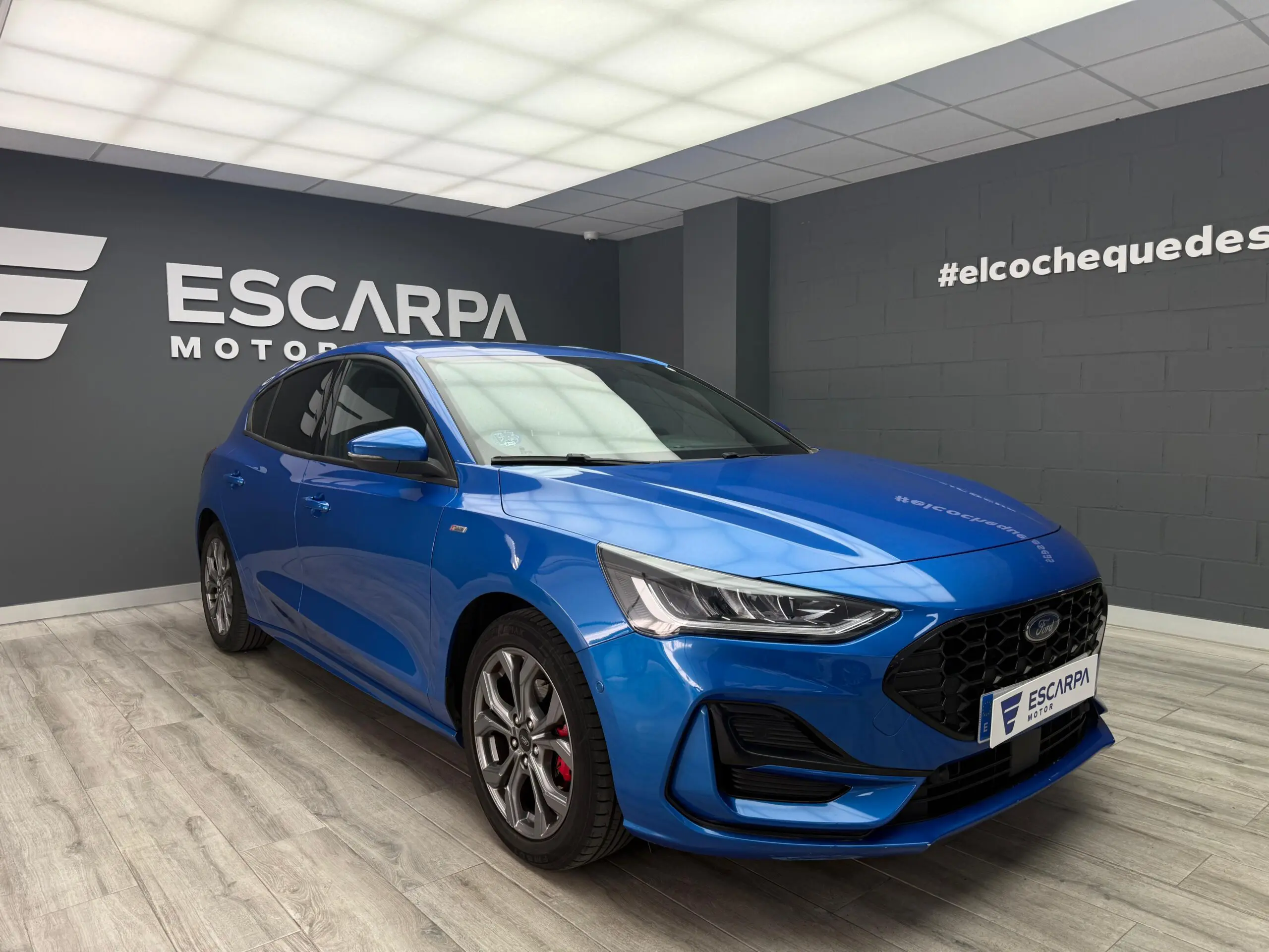 FORD FOCUS HIBRIDO 2022